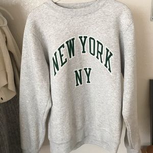 Brandy Melville New York crew neck